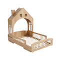 **Lit pour enfant en bois en forme de maison : design moderne et chaleureux**